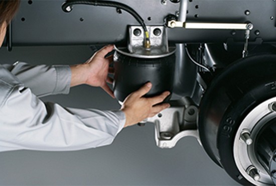 整備性にすぐれ、架装寿命の向上にも貢献